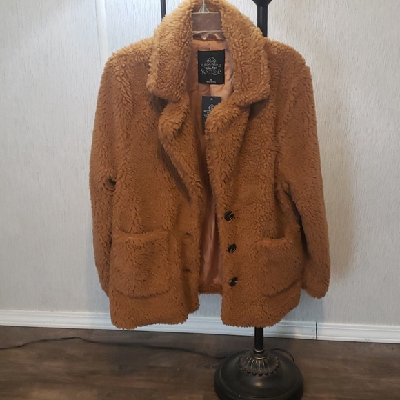 Jacket - Picture 3 of 3